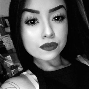 Meet your Posher, Elisa